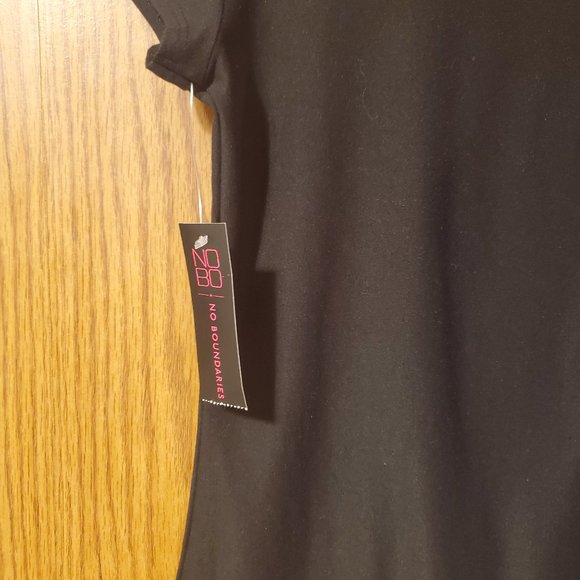 COPY - NWT NO BOUNDARIES TOP black shirt Juniors size large - Picture 4 of 11